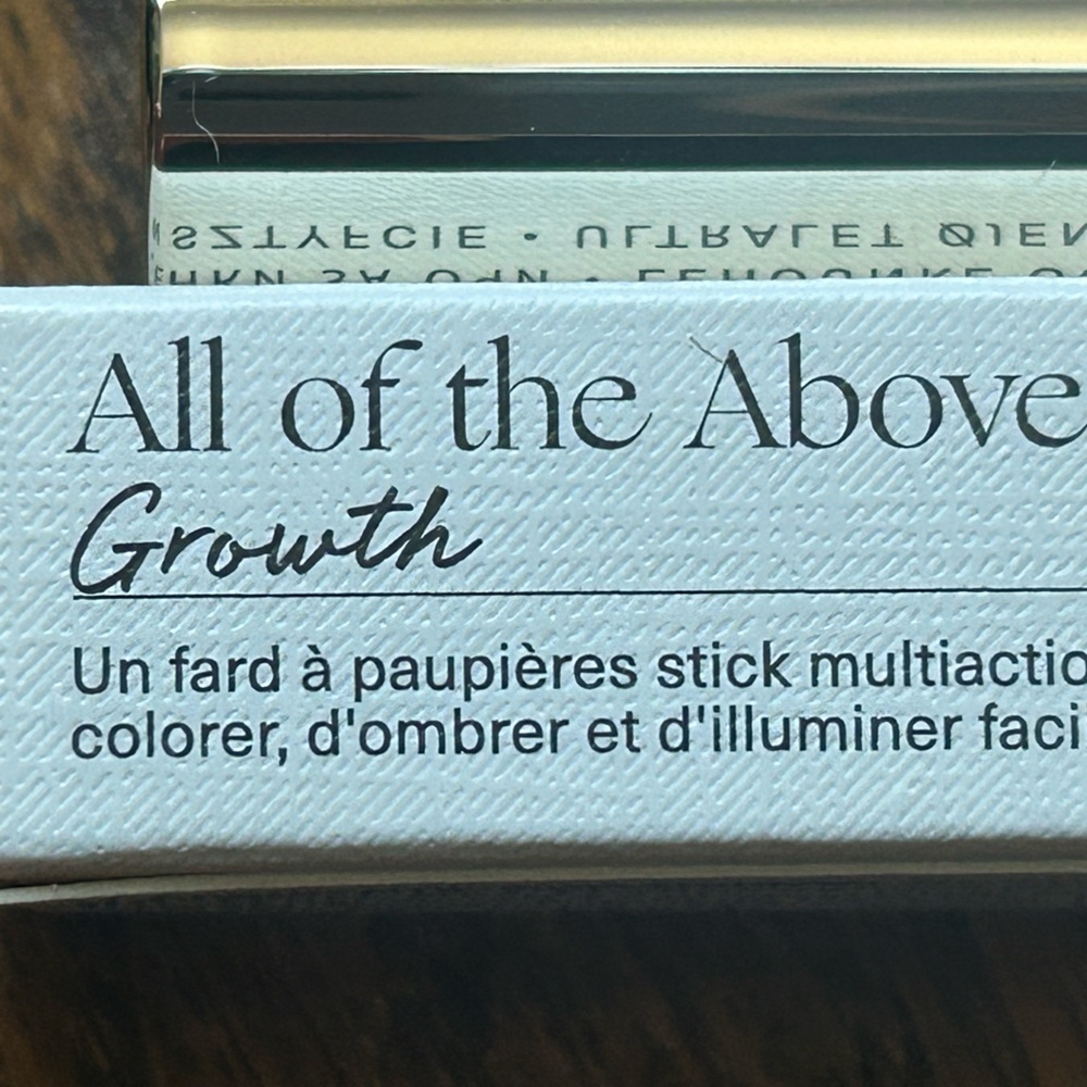 Rare Beauty All of the Above Weightless Shadow Stick in Growth BRAND NEW - Picture 2 of 4